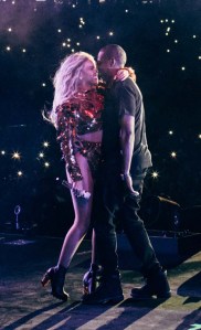 Beyoncé's Best On Stage Looks