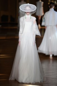 Heaven Gaia RTW Spring 2017