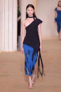 Roland Mouret RTW Spring 2017