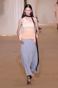 Roland Mouret RTW Spring 2017