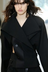 Louis Vuitton RTW Spring 2017