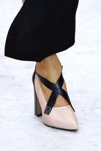 Louis Vuitton RTW Spring 2017
