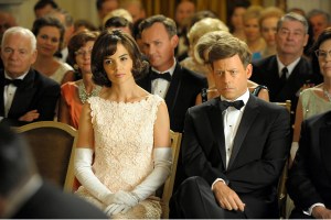 Katie Holmes (as Jackie Kennedy), Greg Kinnear (as Jack Kennedy) in The Kennedys TV Mini-Series, 2011.