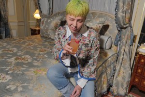 G-Dragon Chanel Métiers d'Art 2016 Ritz Hotel party
