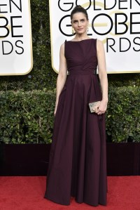 Golden Globes 2017: Amanda Peet in Bottega Veneta
