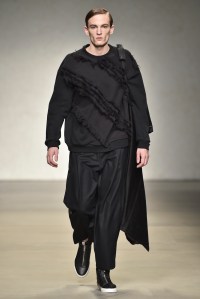 Yoshio Kubo Moto Guo Consistence Men's Fall 2017