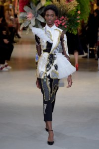 Viktor & Rolf Couture Spring 2017