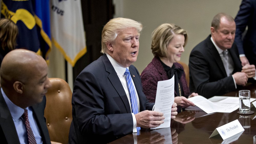 Retail CEOs Talk Border Tax, Regulations, Infrastructure with Trump