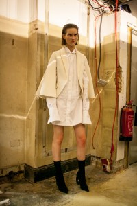 Backstage Burberry RTW Fall 2017