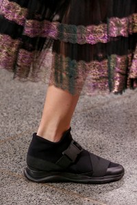 Details at Christopher Kane RTW Fall 2017