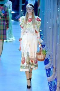 Gucci Fall 2017: Men's and Women's Show