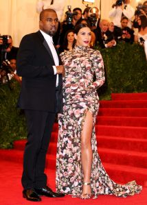 Kim Kardashian met gala 2013 givenchy floral