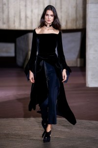 Roland Mouret RTW Fall 2017