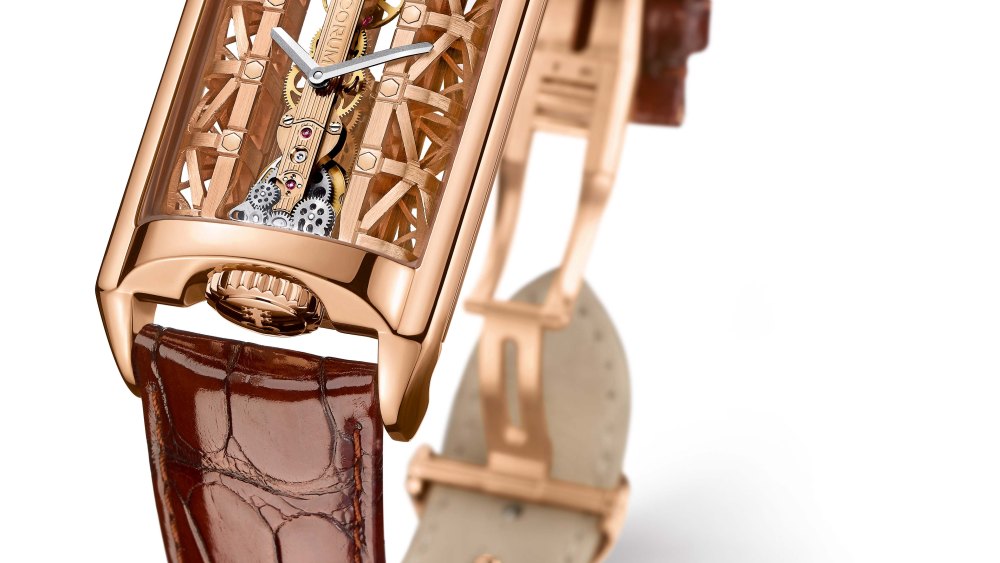 A look from Corum.