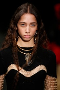 Details at Alexander Mcqueen RTW Fall 2017