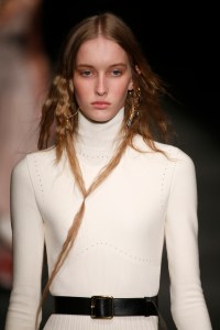 Details at Alexander Mcqueen RTW Fall 2017