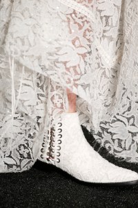 Details at Alexander Mcqueen RTW Fall 2017
