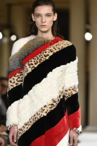 Details at Giambattista Valli RTW Fall 2017