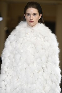 Details at Giambattista Valli RTW Fall 2017