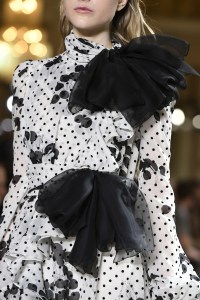 Details at Giambattista Valli RTW Fall 2017