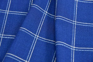 Marzotto TessutiÕs new line of high-stretch performance wools has a linen or cotton-like touch.