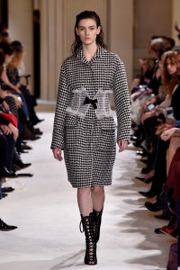 Giambattista Valli RTW Fall 2017