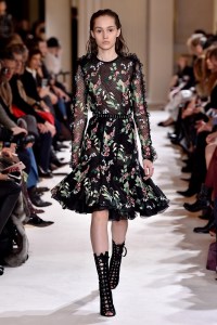 Giambattista Valli RTW Fall 2017