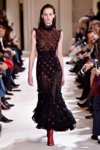 Giambattista Valli RTW Fall 2017