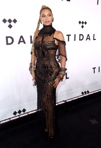 Beyonce arriving at the Tidal X 10/15 concert in 2016.