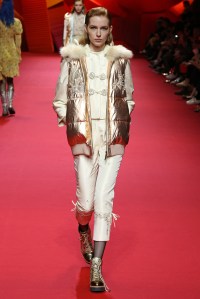 Shiatzy Chen RTW Fall 2017