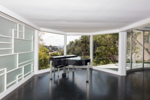 While Scott is known for his colorful creations, listing pictures reveal that the house, which was renovated during his tenure, has a monochrome theme, with ebony hardwood floors and white-pained walls throughout.