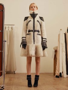 Alexander McQueen Pre-Fall 2017
