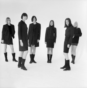 Models in looks from the C.K. Fall/Winter 1995 collection