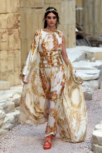 Chanel Cruise 2018 Show: All the Looks