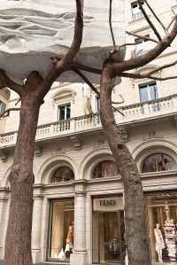 The Giuseppe Penone sculpture in front of the Fendi flagship.