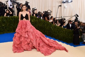 Met Gala 2017 Laura Osnes