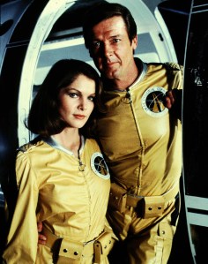 Lois Chiles, Roger MooreMoonraker - 1979