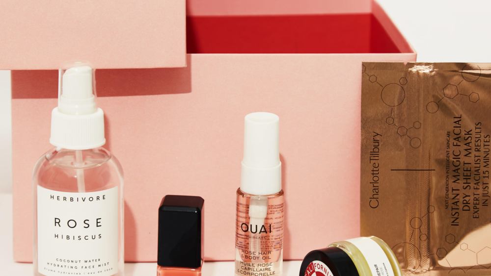 The limited edition Birchbox x Vogue 125 box.