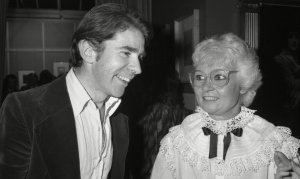 Party For the London Designer Collections at Leighton House Museum in Kensington, 1981: Earl Alexander of Tunis and Gina Fratini