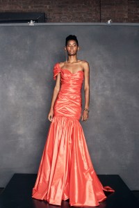 Naeem Khan Resort 2018