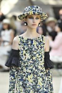 Details at Chanel Couture Fall 2017