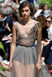 Details at Christian Dior Couture Fall 2017