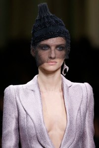 Details at Giorgio Armani Privé Couture Fall 2017
