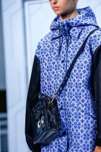 Details Anya Hindmarch RTW Spring 2018