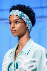 Details Anya Hindmarch RTW Spring 2018