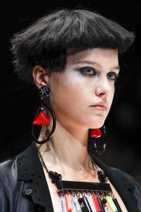 Spring 2018 Hairstyles From Fashion Week: Giorgio Armani