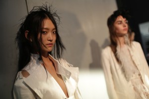 Backstage at Ann Demeulemeester RTW Spring 2018