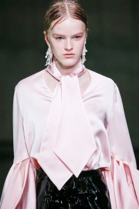 Details at Christopher Kane RTW Spring 2018