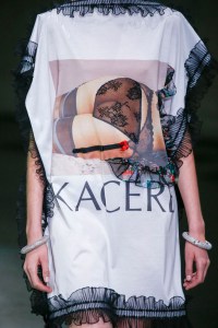 Details at Christopher Kane RTW Spring 2018