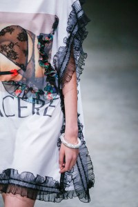 Details at Christopher Kane RTW Spring 2018